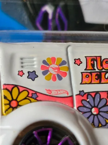 Hot Wheels - Treasure Hunt - Ford Transit Connect