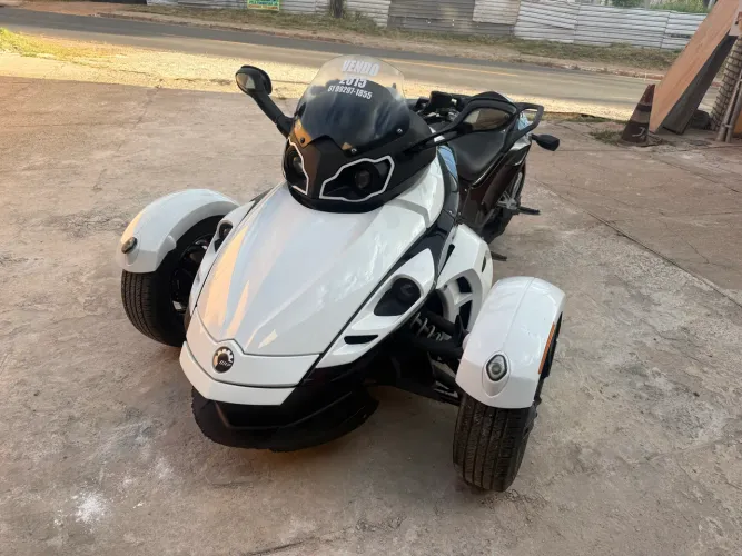 Can am spyder 990