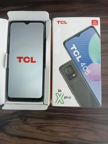Celular TCL 2GB novo