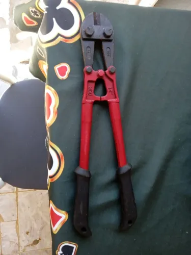 Alicate de corte de ferro