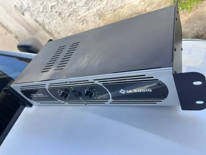 Amplificador LL ÁUDIO PRO 2200 semi novo