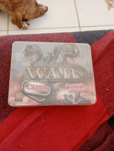 Jogo de cartas War completo 