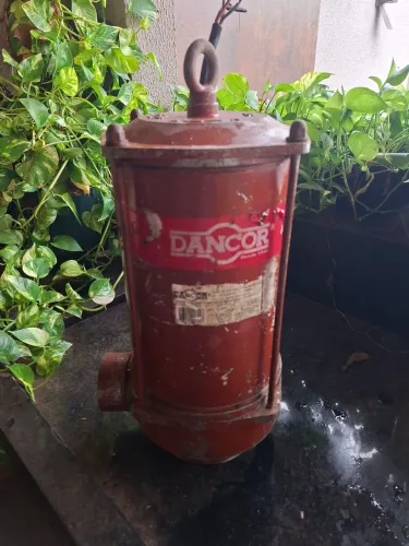 Vendo bomba Dancor trifásica