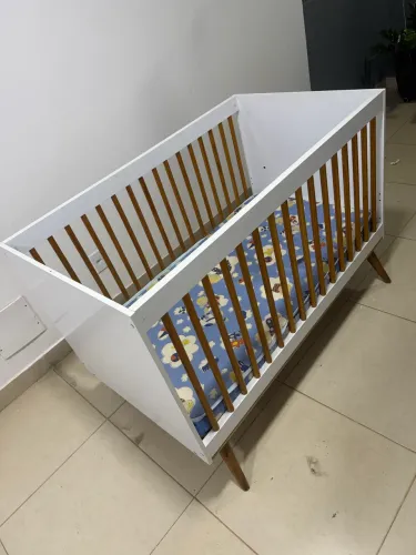 Vendo Berço 75cm x 1,30m em perfeito estado 