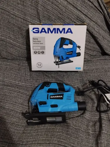 Serra Tico-Tico Gamma 800W - Estado de Nova! (Com guia a laser)