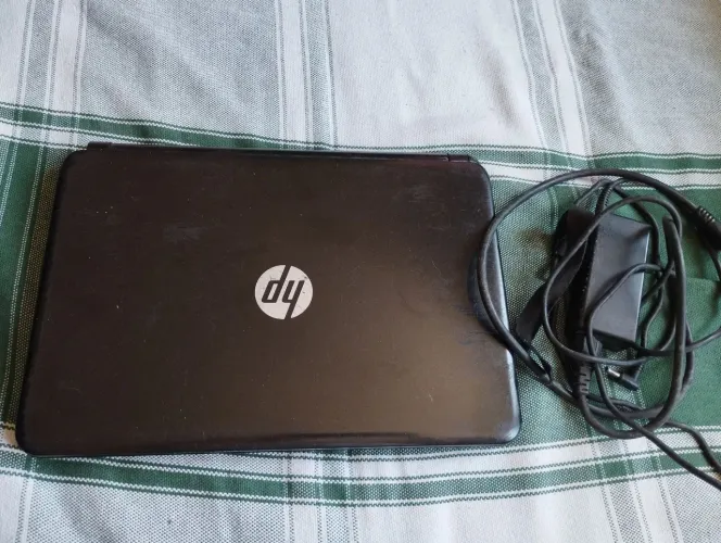 VENDO NOTEBOOK HP I3