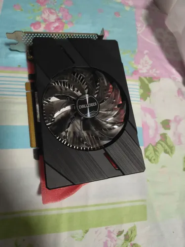 Placa de vídeo Intel Arc 6GB