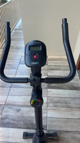 Bicicleta Ergométrica Podiumfit V100 Magnética 8 Cargas