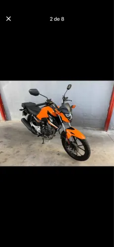 Moto bem conservada!