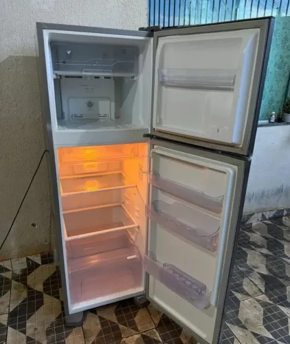 Geladeira Electrolux Frost Free Duplex inox