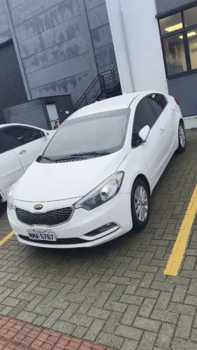 Kia Motors Cerato 1.6 16V Flex Aut. 2014