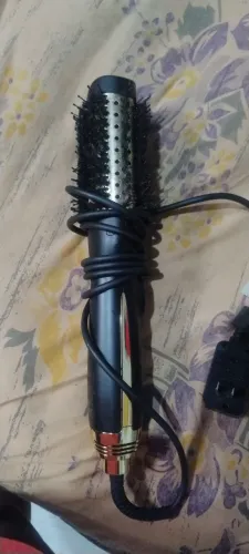 Vendo escova ela seca e aliza não entrego ZAP *