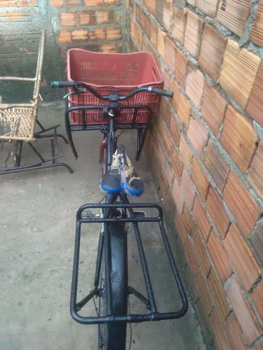 Vendo essa cargueira