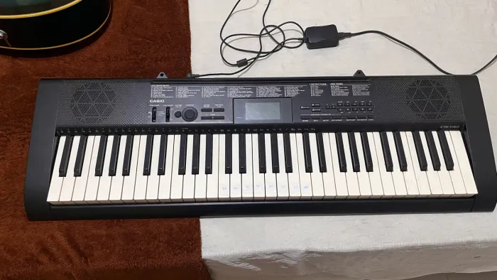 Teclado musical 5 oitavas