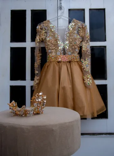 Vestido de 15 anos dourado