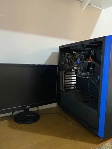 Computador i5-6600 ; 8 GB RAM