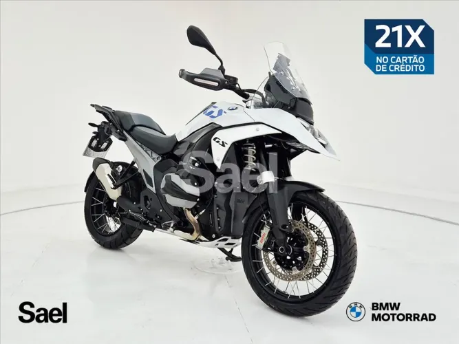 BMW R 1300 GS PLUS