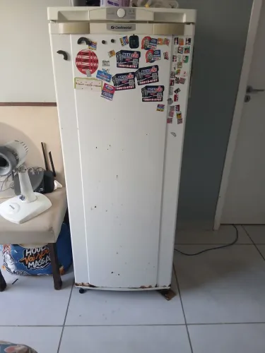 Vendo Geladeira Continental