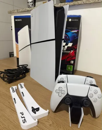PlayStation 5 Slim 1TB de memória