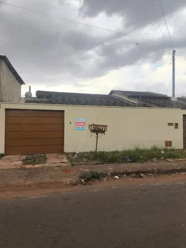 Casa no setor santos Dumont