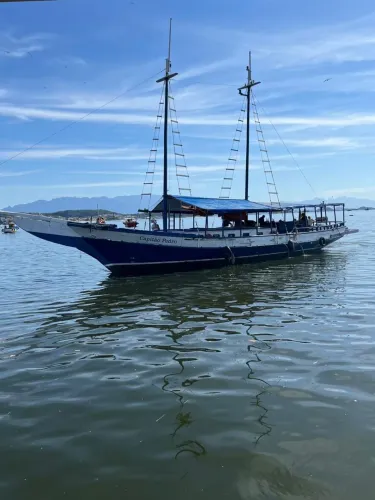 ESCUNA 128 Passageiros 