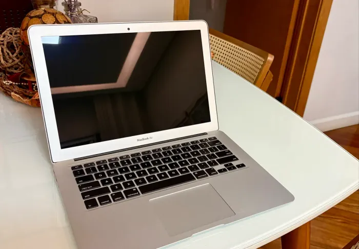 Vendo MacBook Air 13 polegadas