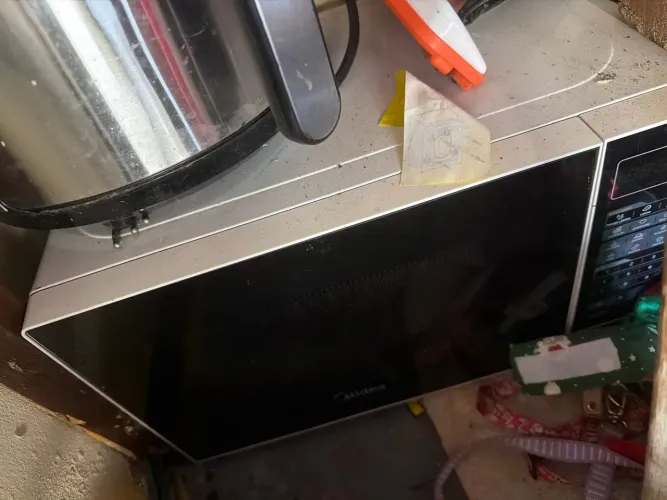 Microondas C defeito