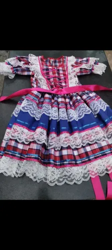 Roupa infantil de são João 