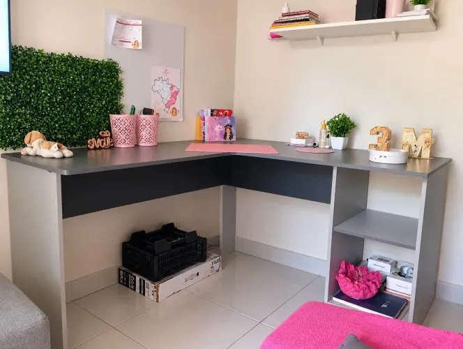 Mesa para estudo/escritório L