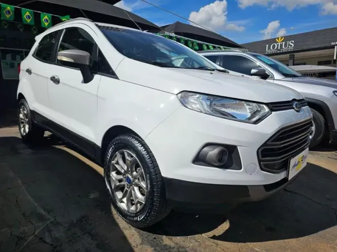 Ford Ecosport Freestyle 1.6 16V Flex 5P 2013