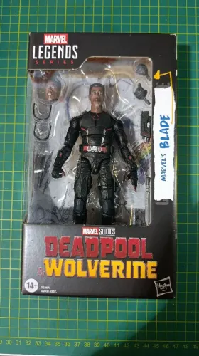 Blade Marvel Legends