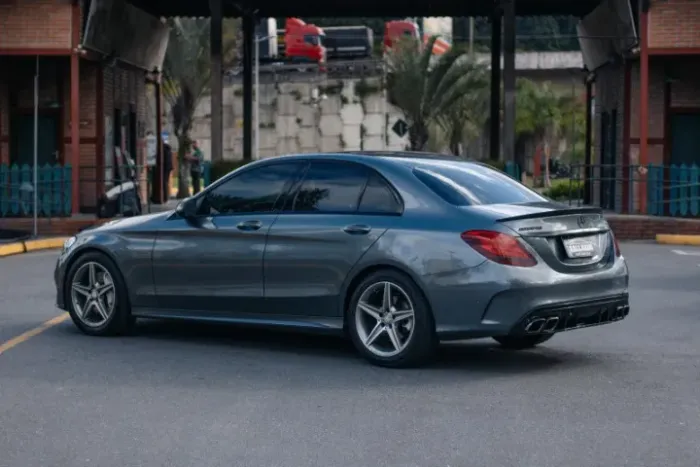 Mercedes-Benz C-250 Avantgarde 2.0 TB 211cv Aut. 2017