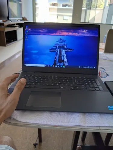 Notebook core i5 modelo Dell vostro 3500 leia a descrição