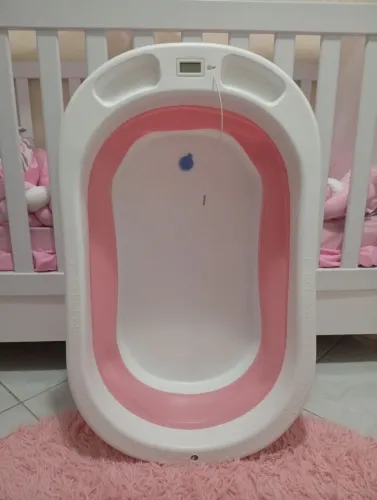 Banheira Dobrável Rosa + Almofada de Banho 