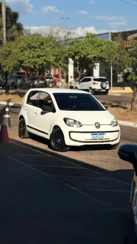 Volkswagen Up! Black/white/red 1.0 T. Flex 12V 5P 2015