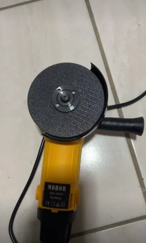 Esmerilhadeira 110v