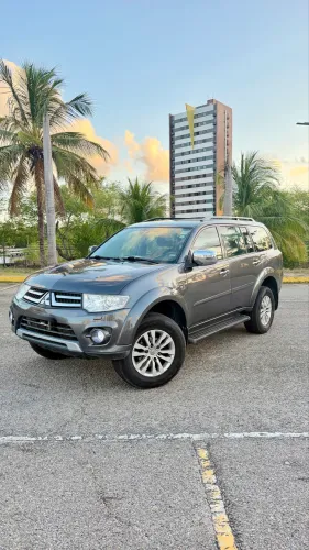 Mitsubishi Pajero Dakar HPE 3.2 4X4 T.I Dies 5P AUT 2014