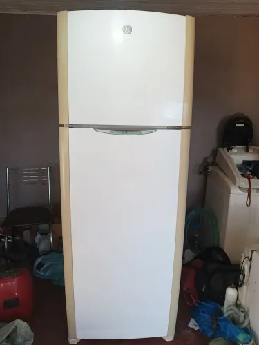 Geladeira GÉ Duplex Turbo Air System Cycle Defrost 470 Litros/Refrigeração Acelerada