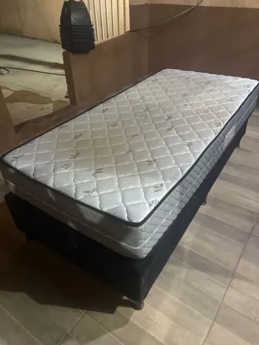 CAMA BOX + COLCHÃO SOLTEIRÃO