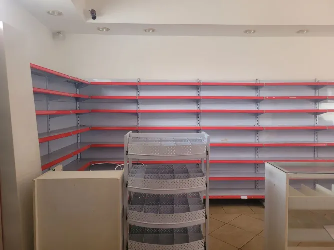 Mobiliário para farmacia completo.