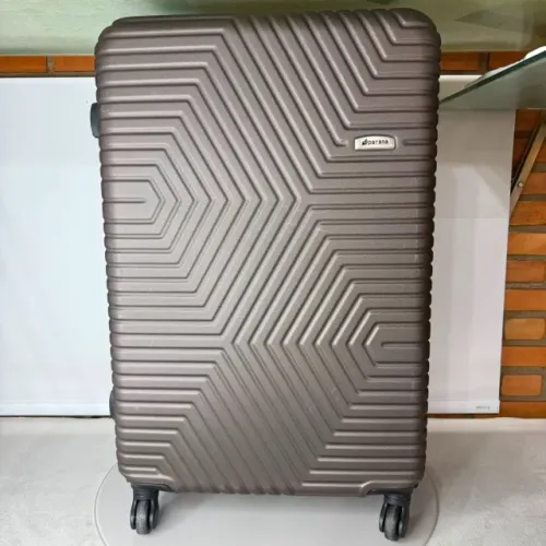 Mala de Viagem Cor Marrom 23kg - Semi Nova (usada apenas 1 vez!)