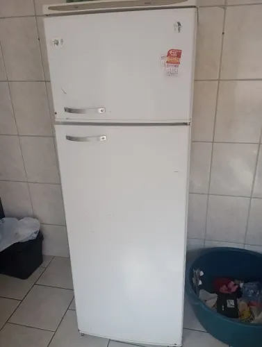 Geladeira usada