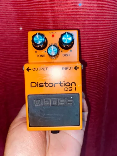 Boss Distortion DS1