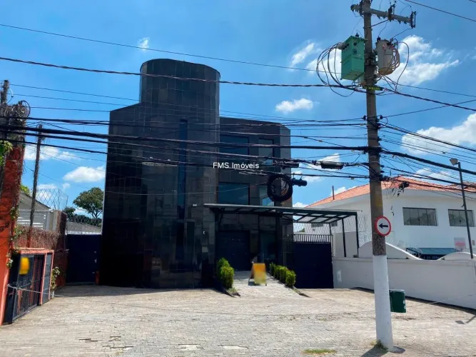 Edifício Comercial à Venda em São Paulo - Alto da Lapa - 3 Salas, 5 Banheiros, 10 Vagas de
