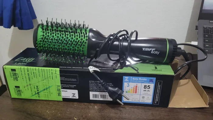 Escova Secadora Taiff (NÃO É ROTATIVA)