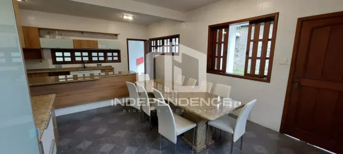 Sobrado à venda | R$ 950.000 | Vila Resende | Caçapava, SP