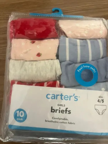 Calcinhas carters 4/5 anos