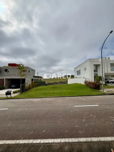 Terreno 477 m2 à Venda no Condomínio Alphaville II - São José dos Campos / SP