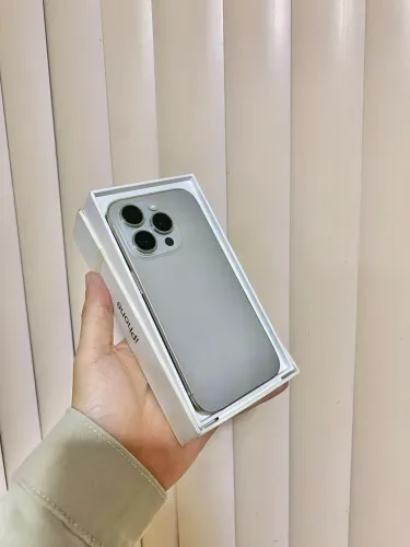 IPHONE 15 PRO 256gb