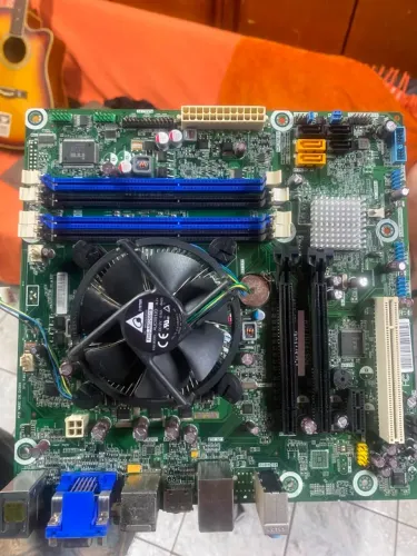 Kit Placa-Mãe POS-PIH77CM + Cooler